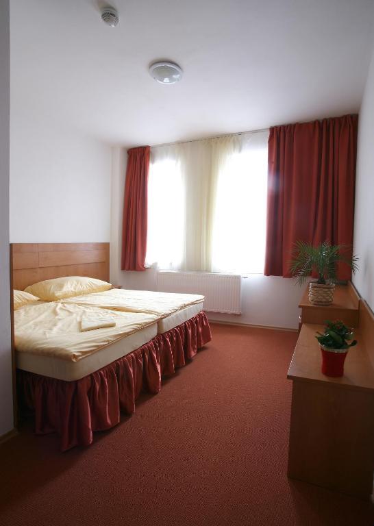 Hotel Slavia Tabor Tábor Quarto foto